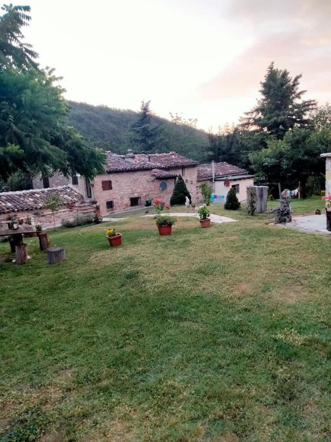 Il Giardino Dei Sogni Bed & Breakfast Montefortino ภายนอก รูปภาพ
